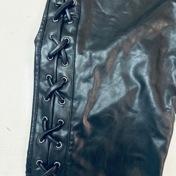 justfab Faux Leather Lace-Up Leggings size 1X new - Picture 10 of 11